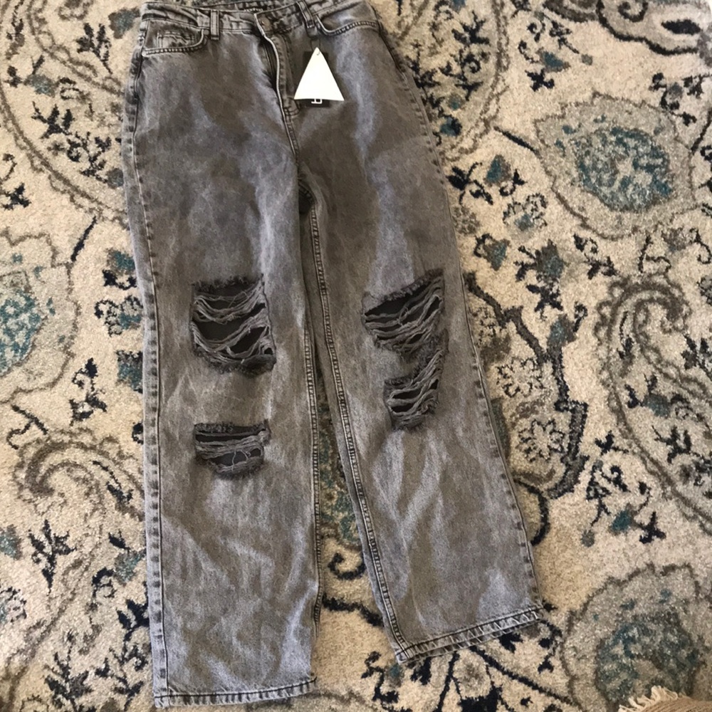 Black acid wash ripped boyfriend jeans